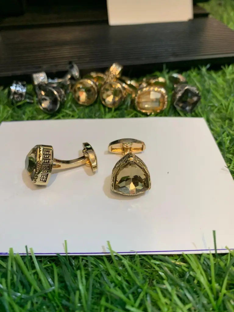 CUFFLINK GOLDEN 24